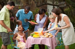 neighbors-meeting-backyard-party